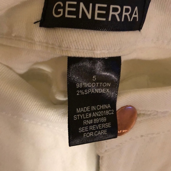 White distressed skinny jeans - Picture 3 of 7